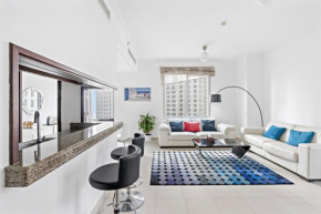 A Living - Comfy One Bedroom Apartment - Beauport Tower - Dubai Marina